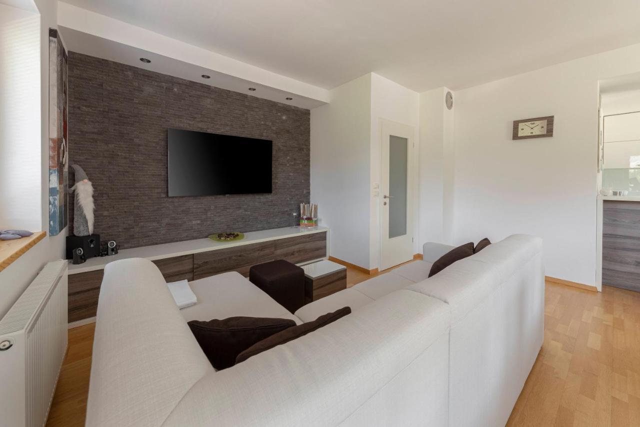 Sunee Apartment Kranjska Gora Εξωτερικό φωτογραφία